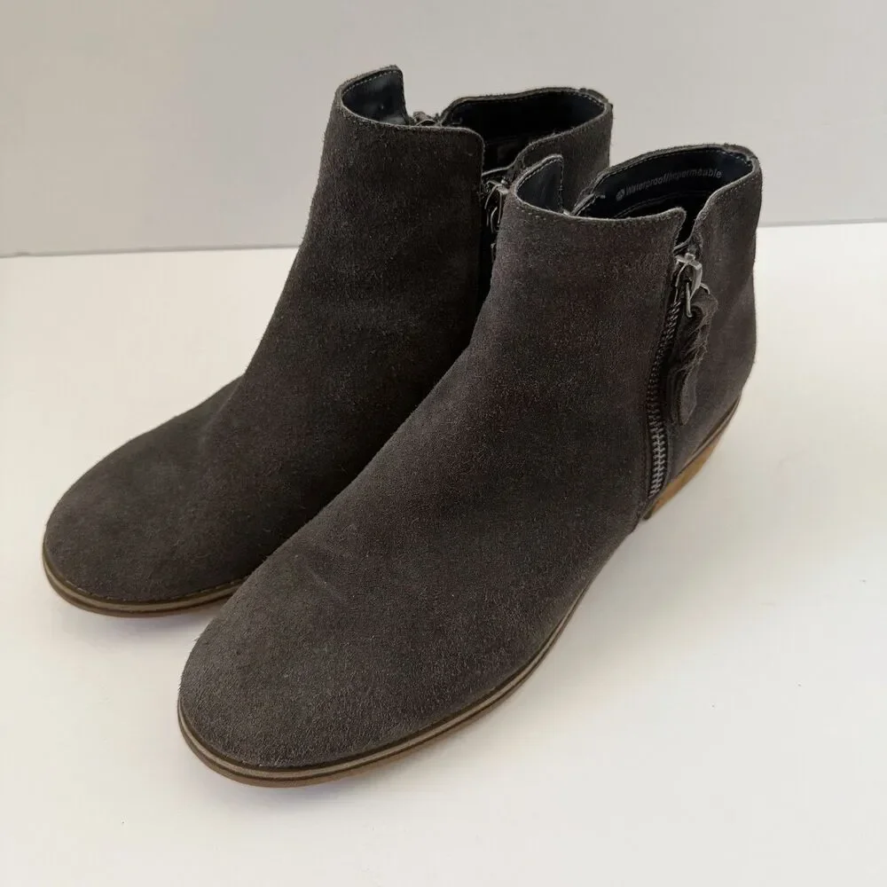 Blondo Valli Womens 8.5 M Gray Suede Waterproof Ankle Boots Booties Side Zip